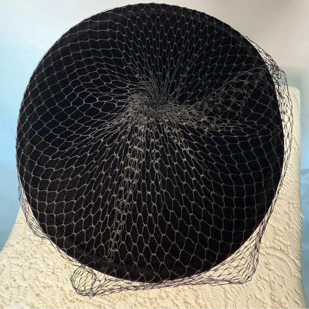 N/A vintage black